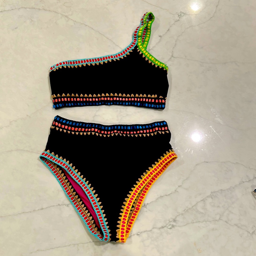 Bar 111 high waisted swimsuit. Great colors and super cute on!
